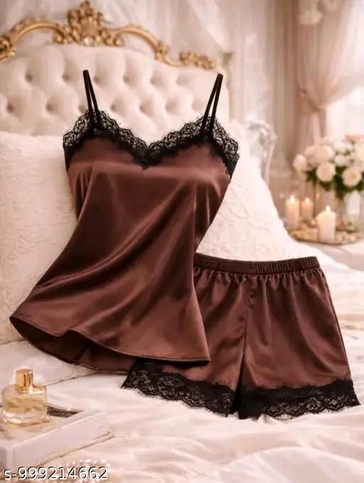 تاپ و شورتک ساتن ابریشم